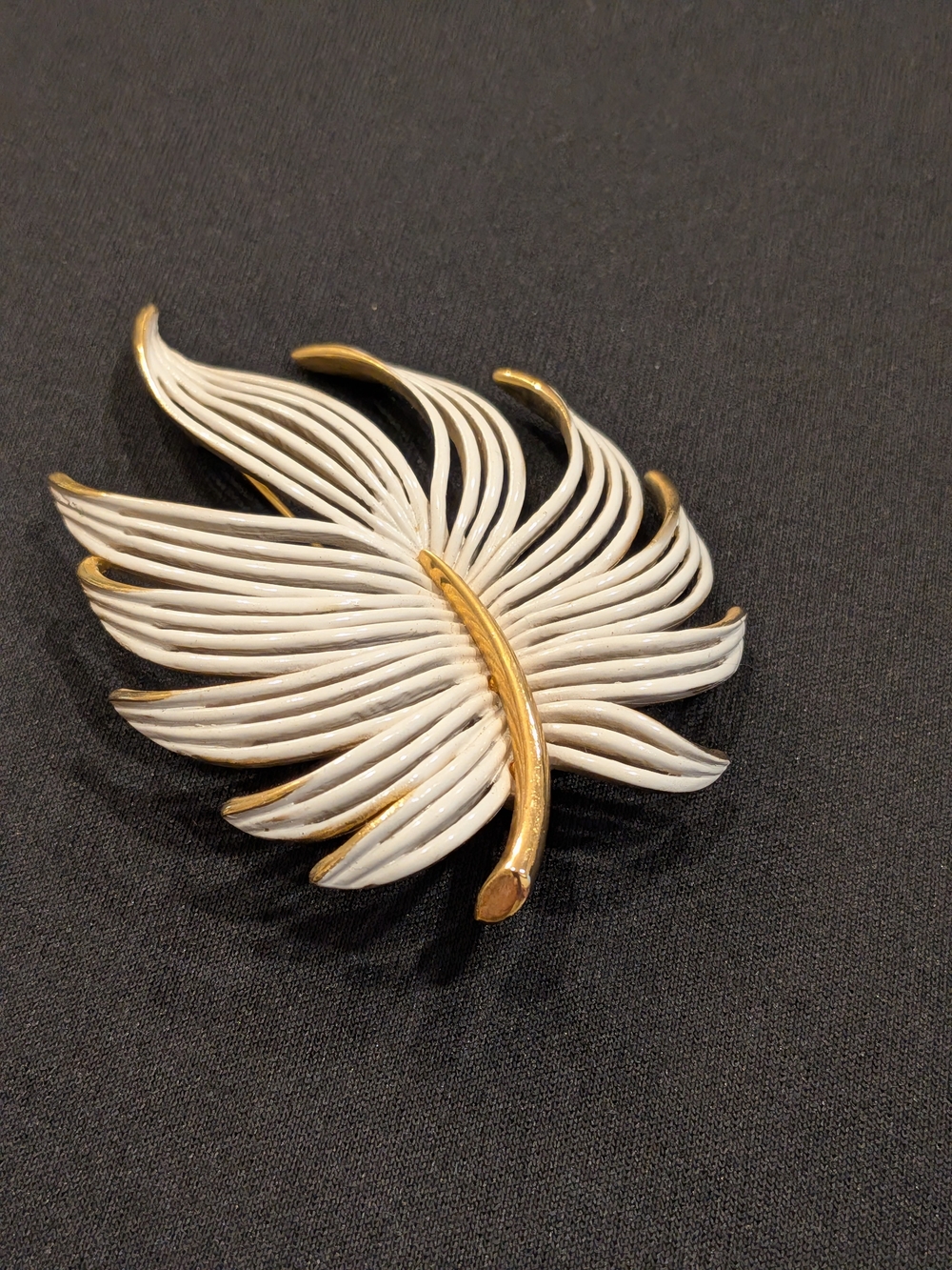 Elegant White and Gold Leaf Brooch - Women's Jewelry Vintage